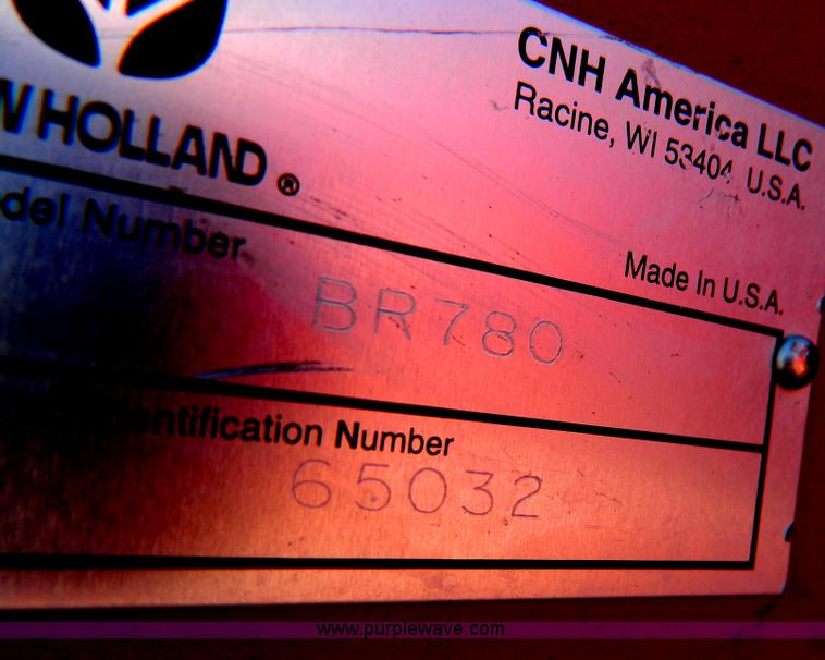 image for item B3587 2005 New Holland BR780 baler