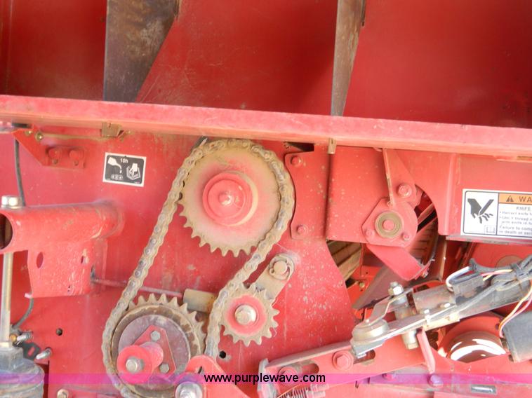 image for item B3588 2004 New Holland BR780 baler