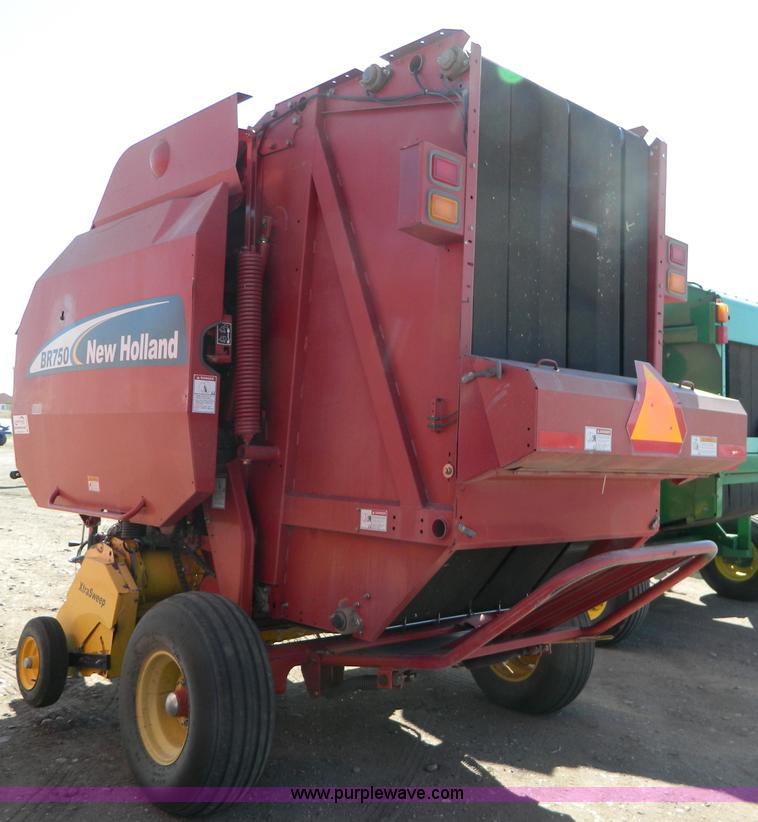 image for item B3589 2003 New Holland BR750 baler