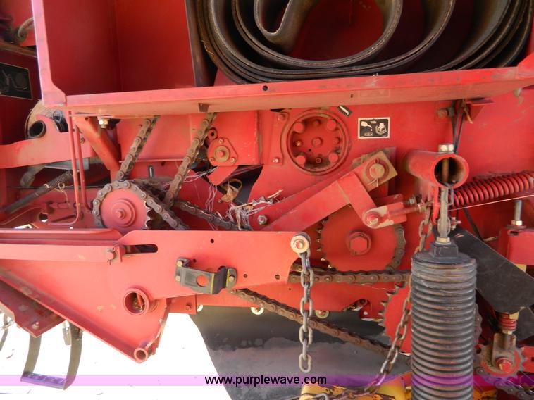 image for item B3589 2003 New Holland BR750 baler