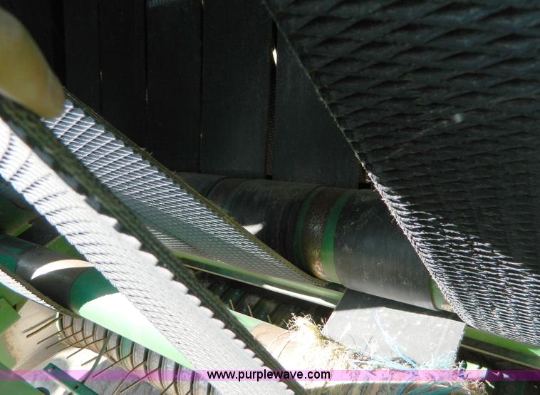 image for item B3590 2001 John Deere 567 MegaWide round baler