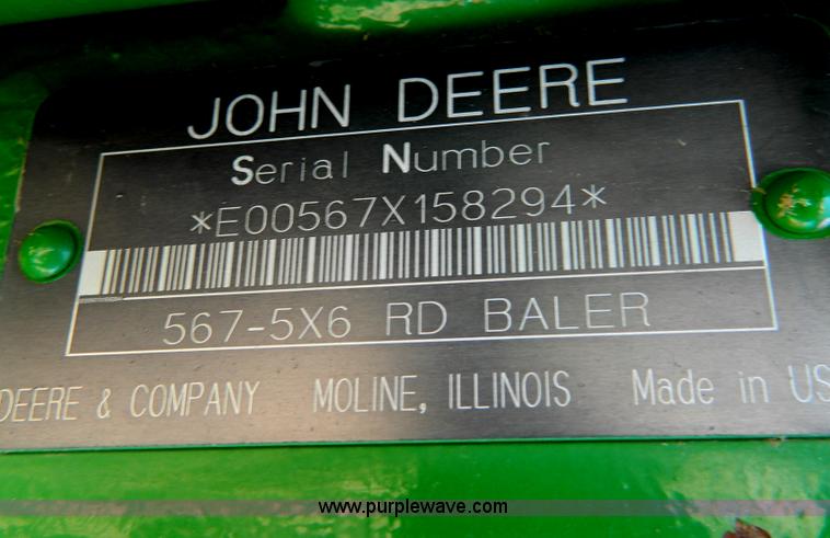 image for item B3590 2001 John Deere 567 MegaWide round baler