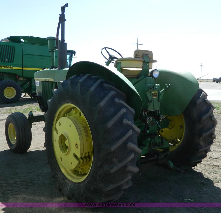 image for item B3591 1962 John Deere 4010 tractor