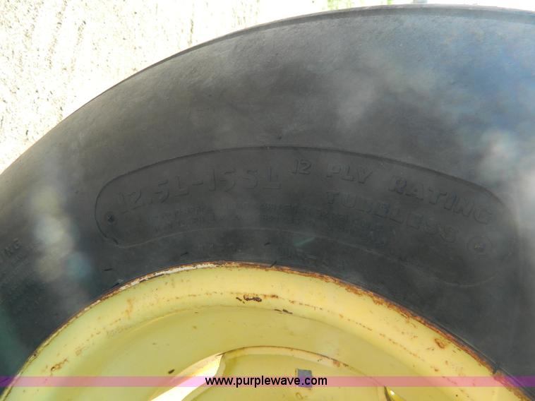 image for item B3591 1962 John Deere 4010 tractor