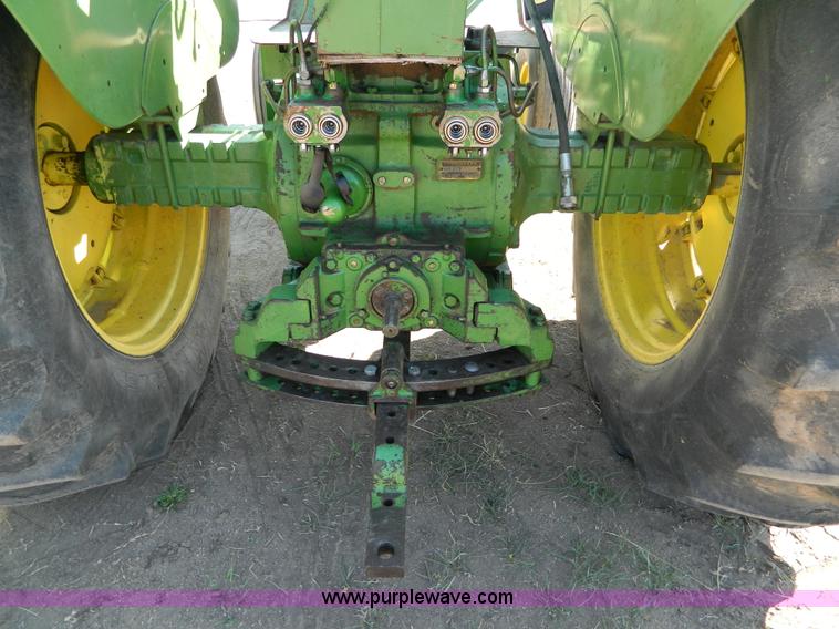 image for item B3591 1962 John Deere 4010 tractor
