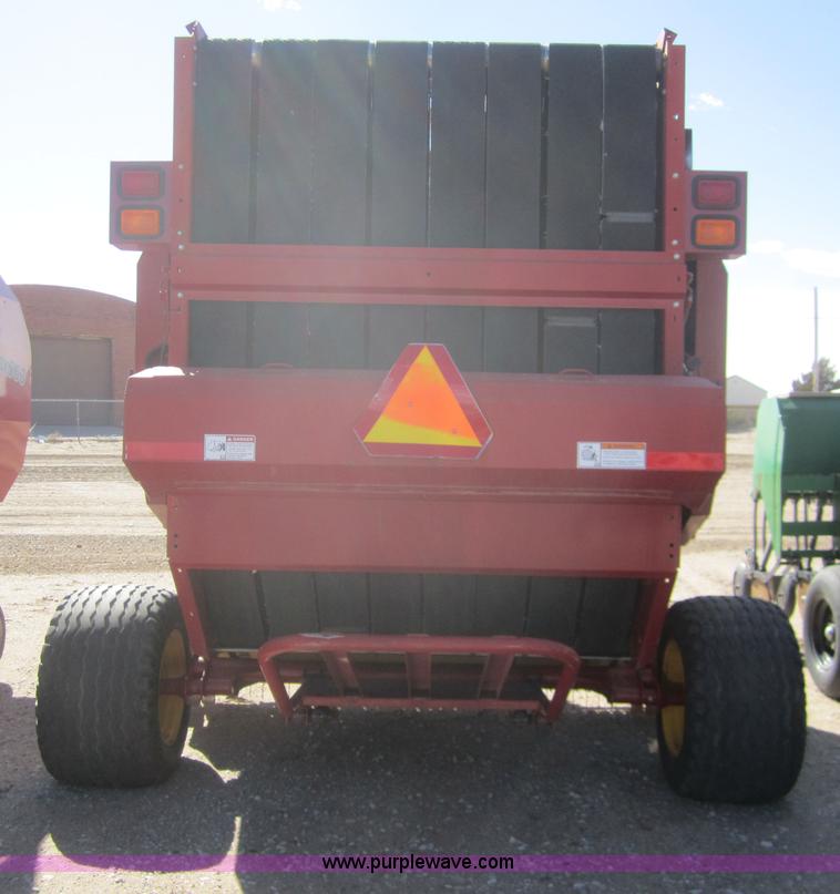 image for item B5701 2003 New Holland BR780 round baler