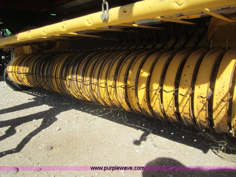 image for item B5701 2003 New Holland BR780 round baler
