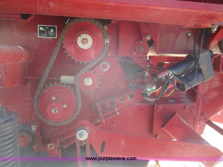 image for item B5701 2003 New Holland BR780 round baler