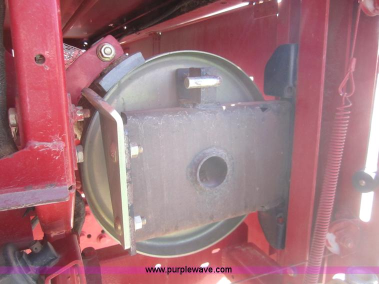 image for item B5701 2003 New Holland BR780 round baler