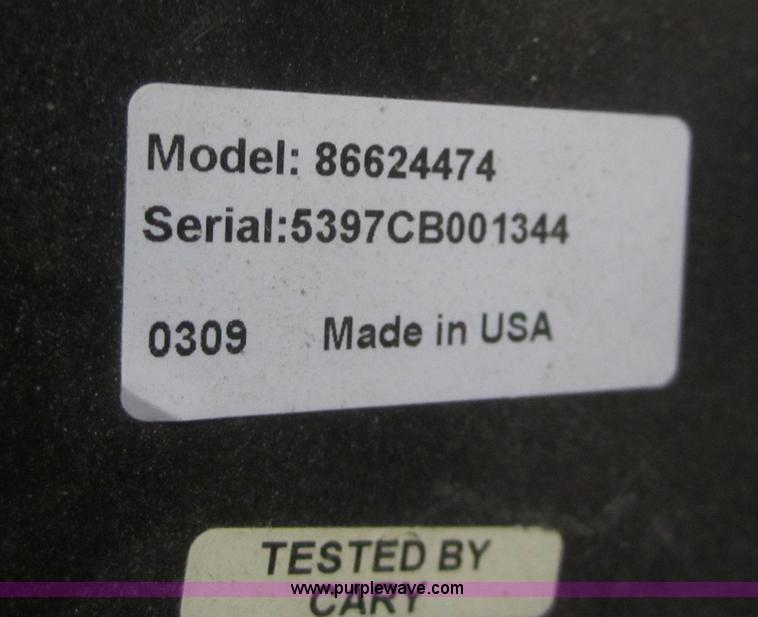 image for item B5701 2003 New Holland BR780 round baler