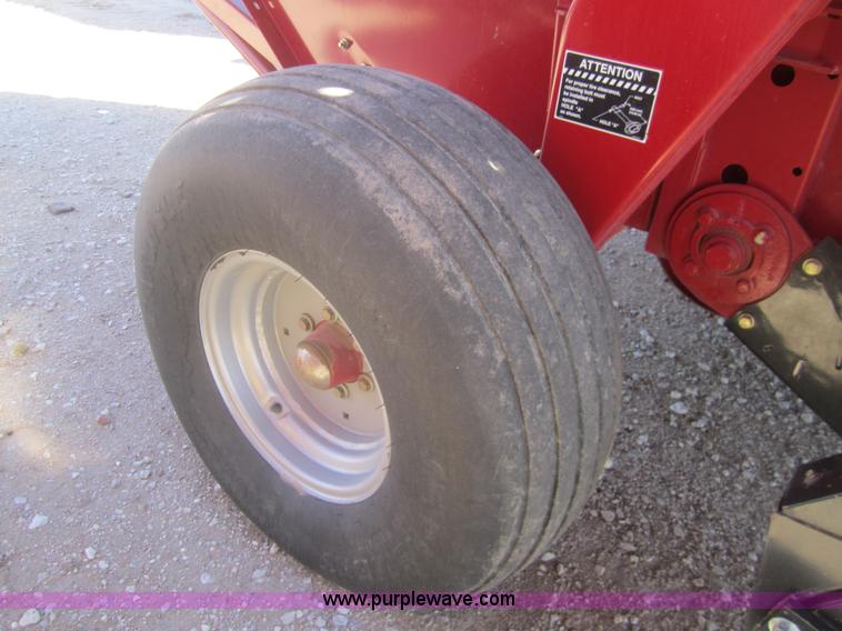 image for item B5702 2007 Case IH RBX563 round baler