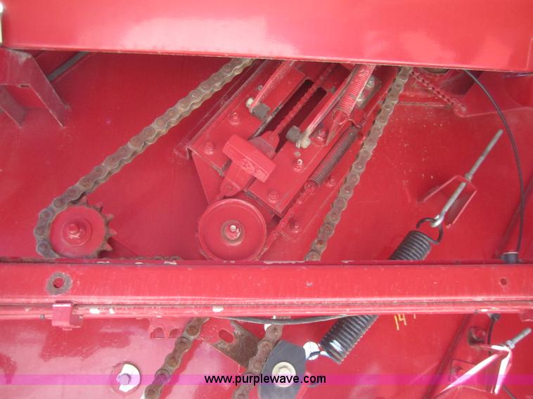 image for item B5703 2005 Case IH RBX562 round baler