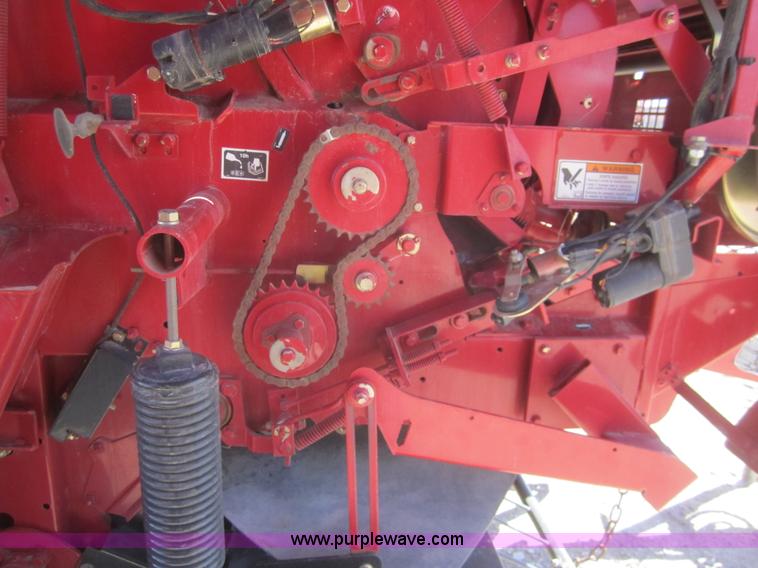 image for item B5703 2005 Case IH RBX562 round baler