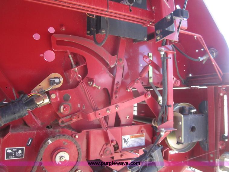image for item B5703 2005 Case IH RBX562 round baler
