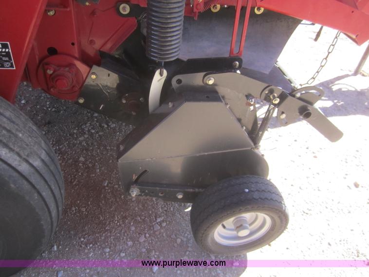 image for item B5703 2005 Case IH RBX562 round baler