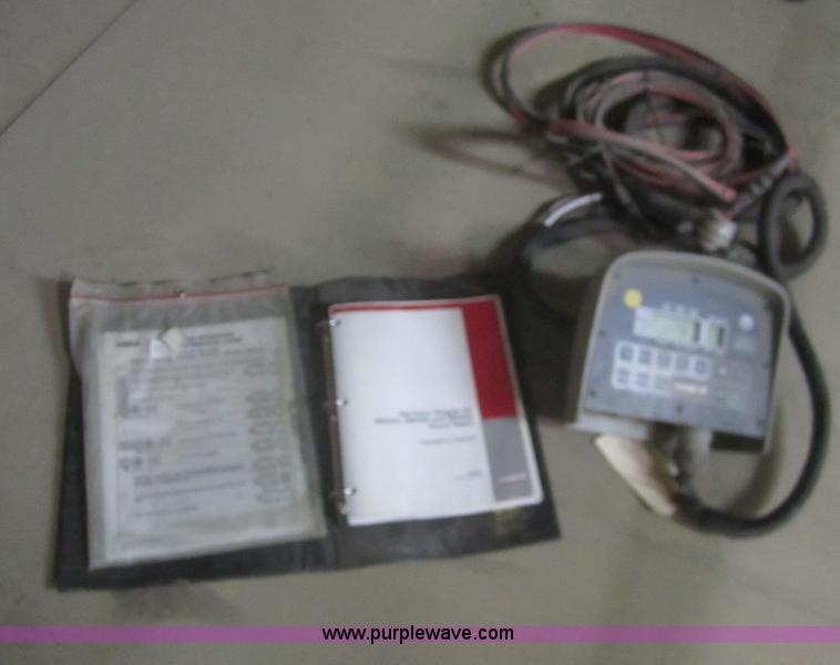 image for item B5703 2005 Case IH RBX562 round baler