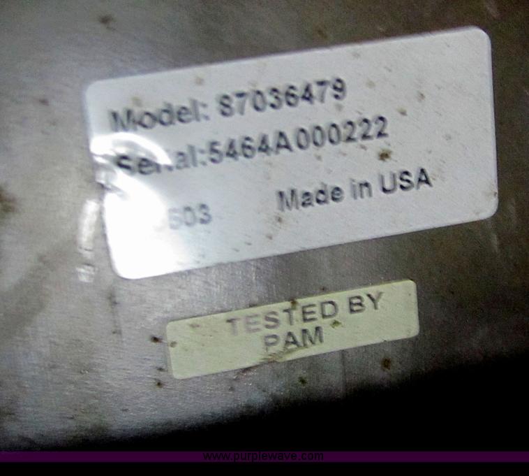 image for item B5703 2005 Case IH RBX562 round baler