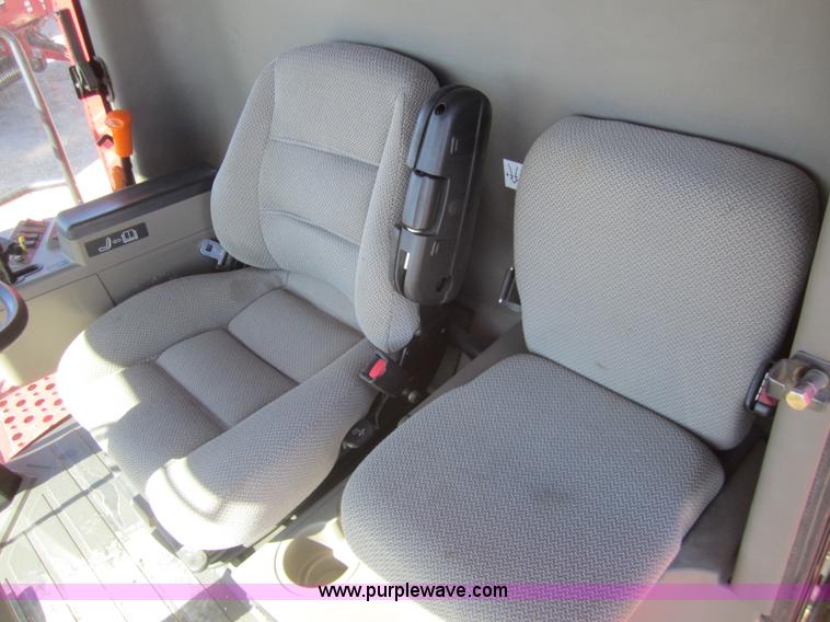 image for item B5704 2009 Case IH 7088 combine