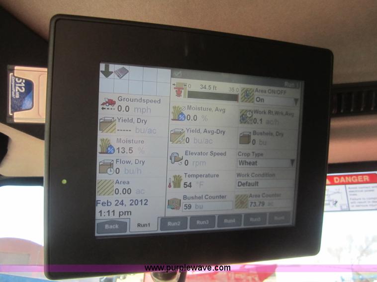 image for item B5704 2009 Case IH 7088 combine