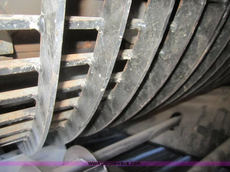 image for item B5704 2009 Case IH 7088 combine