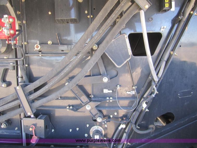 image for item B5704 2009 Case IH 7088 combine