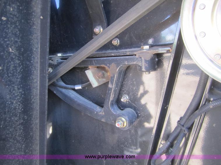 image for item B5704 2009 Case IH 7088 combine