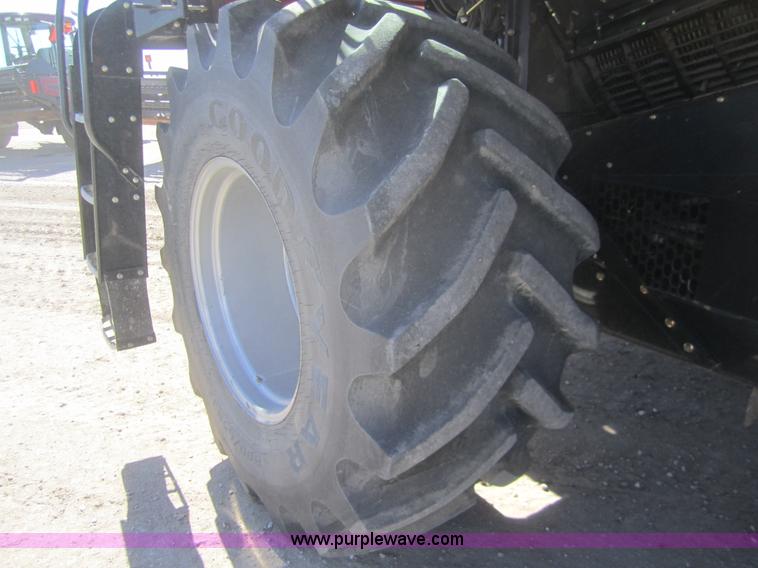 image for item B5704 2009 Case IH 7088 combine