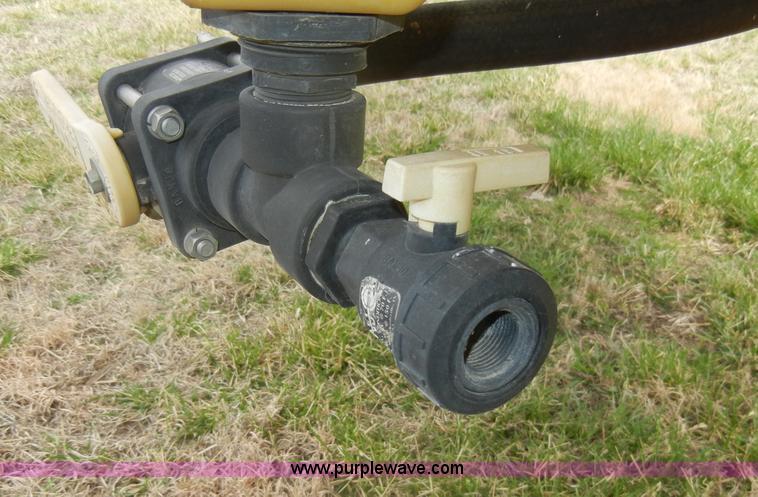 image for item C4353 2000 Redball 680 pull sprayer