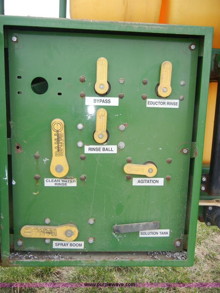 image for item C4353 2000 Redball 680 pull sprayer