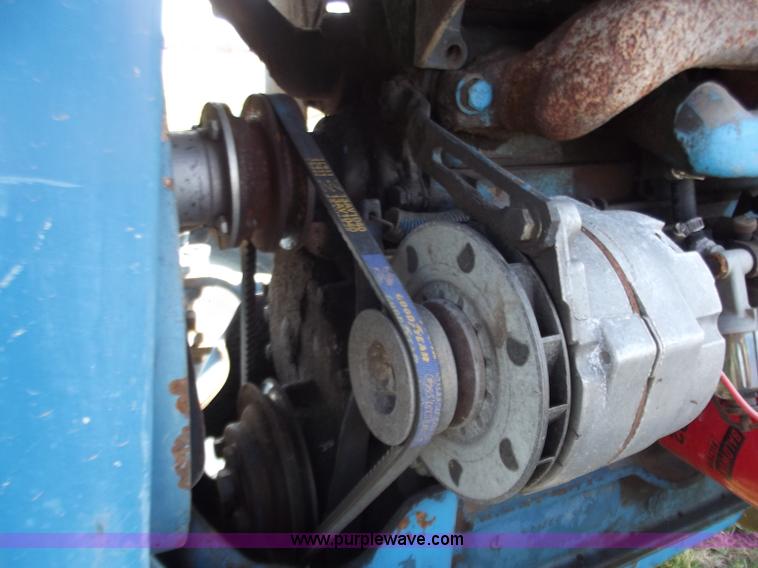 image for item D3579 1963 Ford 2000 tractor