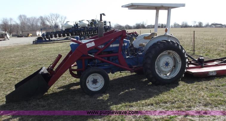 image for item D3580 1968 Ford 2000 tractor with loader and rotary mower