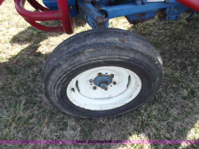 image for item D3580 1968 Ford 2000 tractor with loader and rotary mower