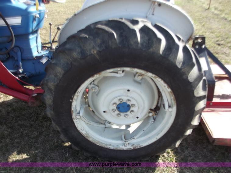 image for item D3580 1968 Ford 2000 tractor with loader and rotary mower