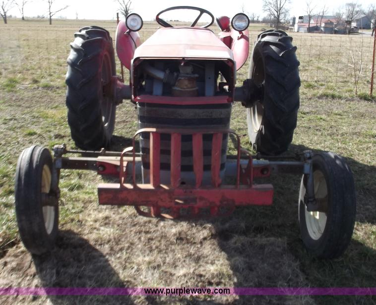 image for item D3581 Massey-Ferguson 1308SNMY tractor