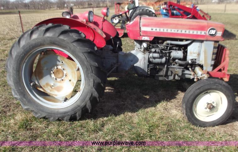 image for item D3581 Massey-Ferguson 1308SNMY tractor