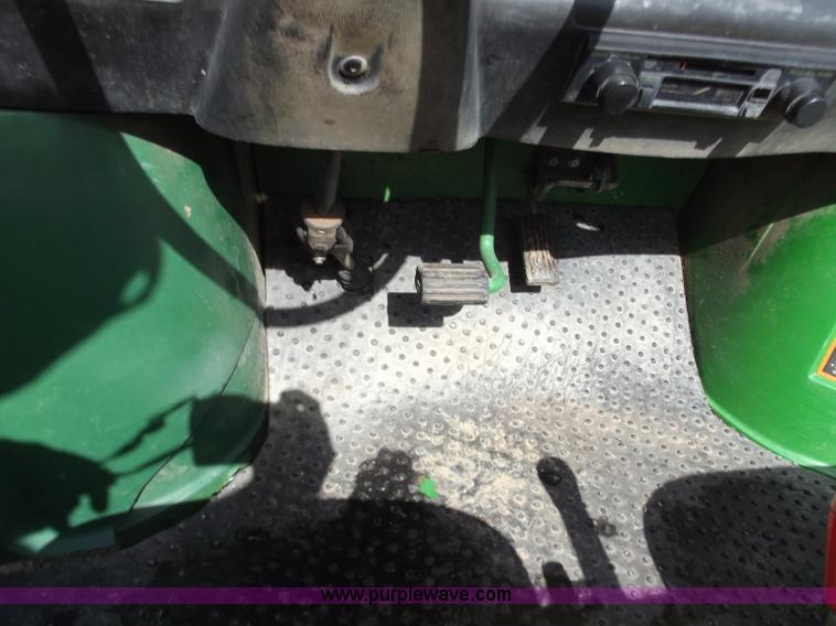 image for item D3582 1996 John Deere 6x4 Gator