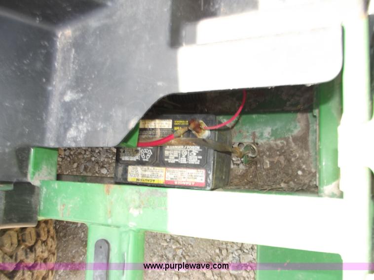 image for item D3583 2001 John Deere 4x2 Gator