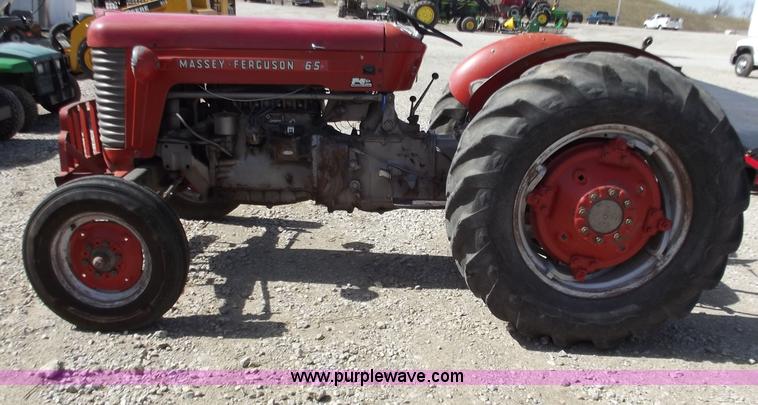 image for item D3584 1965 Massey-Ferguson MF65 tractor
