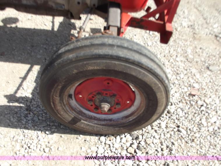 image for item D3584 1965 Massey-Ferguson MF65 tractor