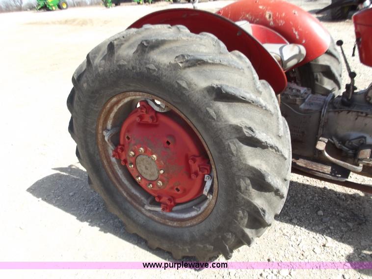 image for item D3584 1965 Massey-Ferguson MF65 tractor