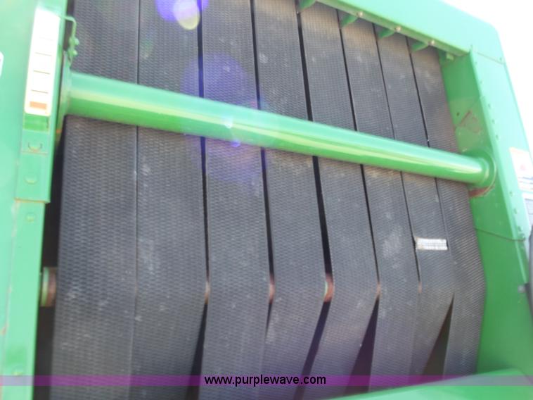 image for item D3585 John Deere 567 round baler
