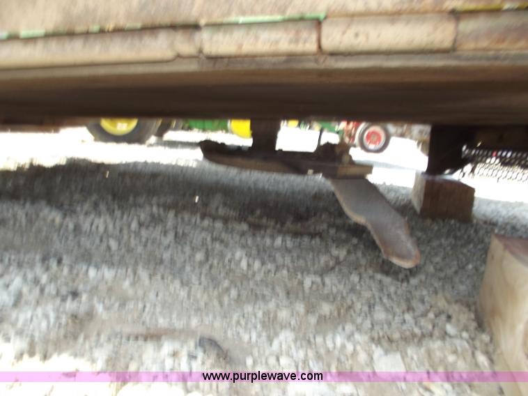 image for item D3586 John Deere 2018 20' batwing rotary mower