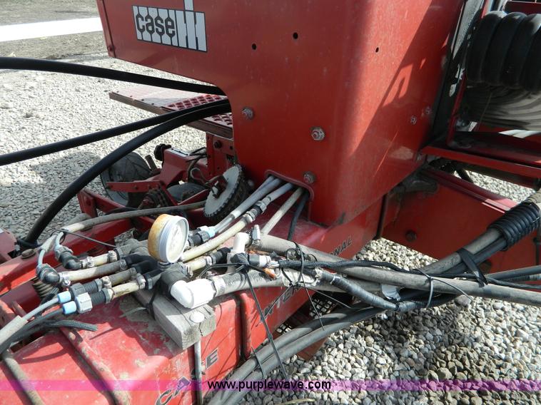 image for item D8886 Case IH 900 Cyclo Air 8 row planter