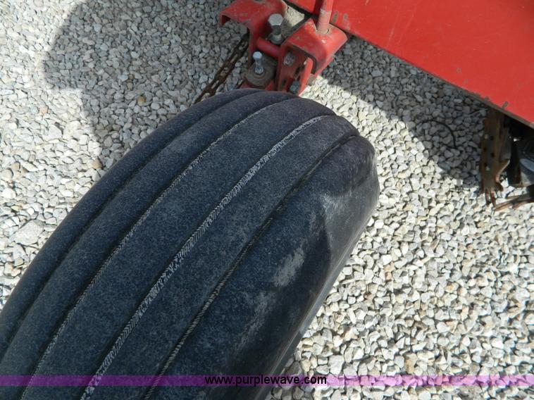 image for item D8886 Case IH 900 Cyclo Air 8 row planter