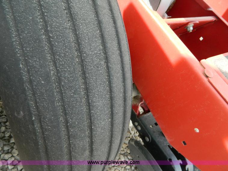 image for item D8887 AGCO White 6700 12 row planter