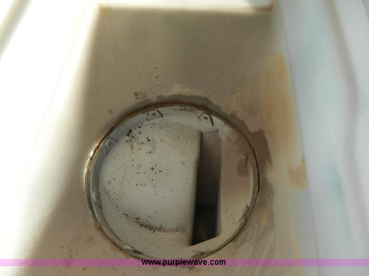 image for item D8887 AGCO White 6700 12 row planter