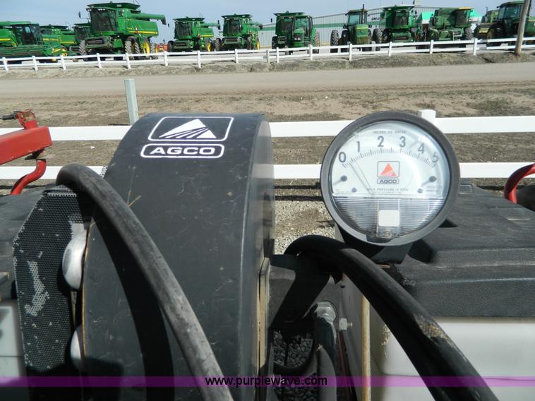 image for item D8887 AGCO White 6700 12 row planter