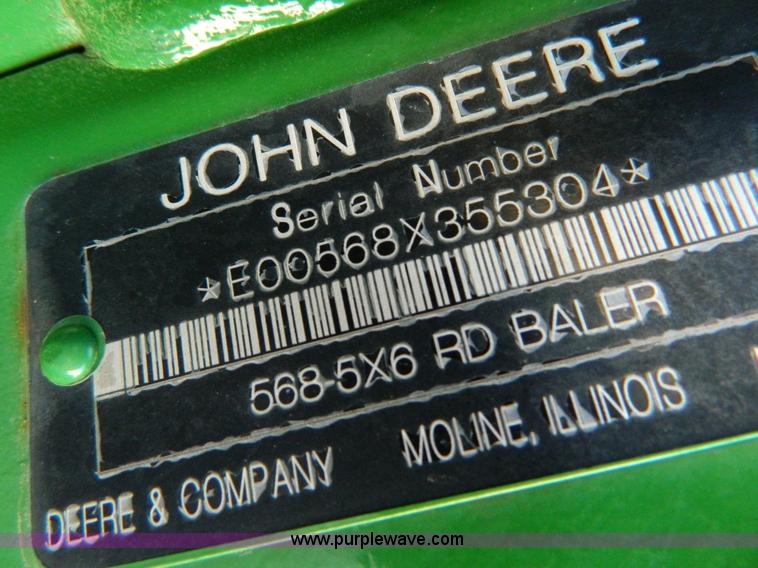 image for item D8888 John Deere 568 round baler