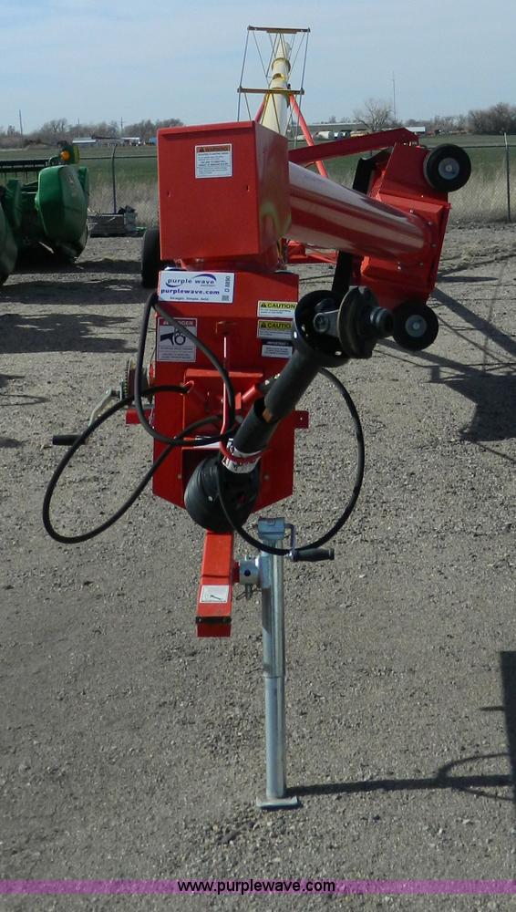 image for item D8890 Westfield MK-100-81 grain auger