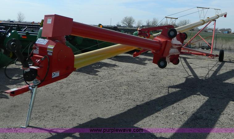 image for item D8890 Westfield MK-100-81 grain auger